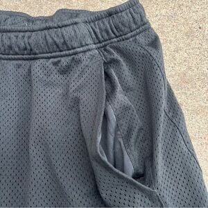 Nike Dri-Fit Icon Basketball Shorts Gray Size Medium Swoosh Drawstring Pockets